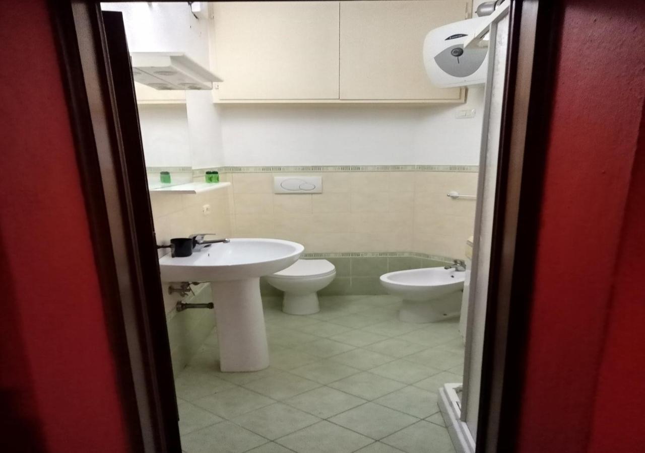 Appartamento Il Mandorlo Nel Centro Di Volterra Kültér fotó